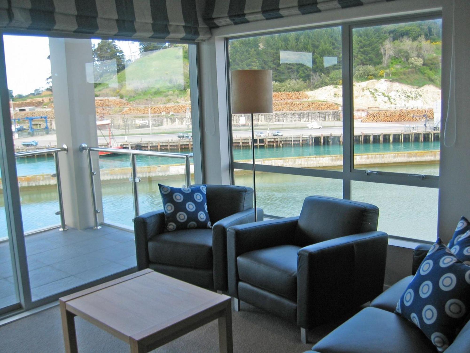 Marina View Apartments ギズボーン エクステリア 写真