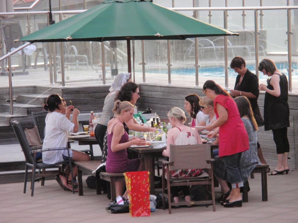 Marina View Apartments ギズボーン エクステリア 写真
