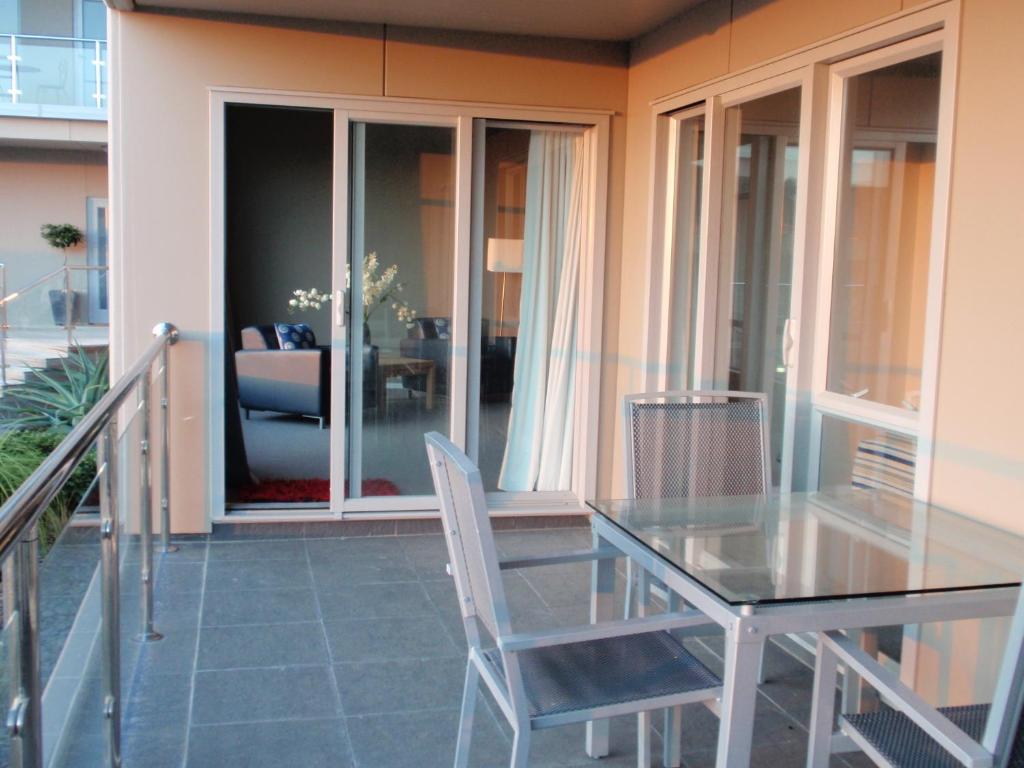Marina View Apartments ギズボーン エクステリア 写真