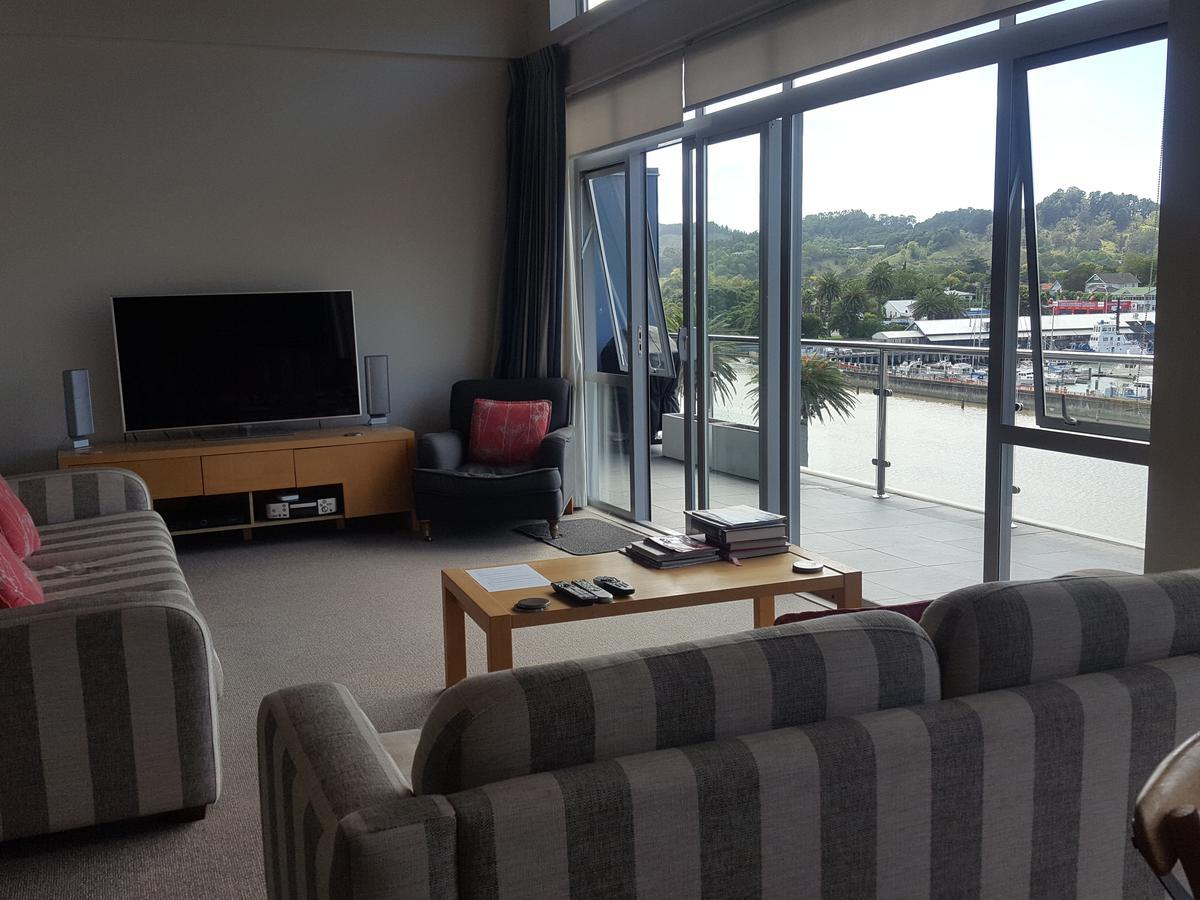 Marina View Apartments ギズボーン エクステリア 写真