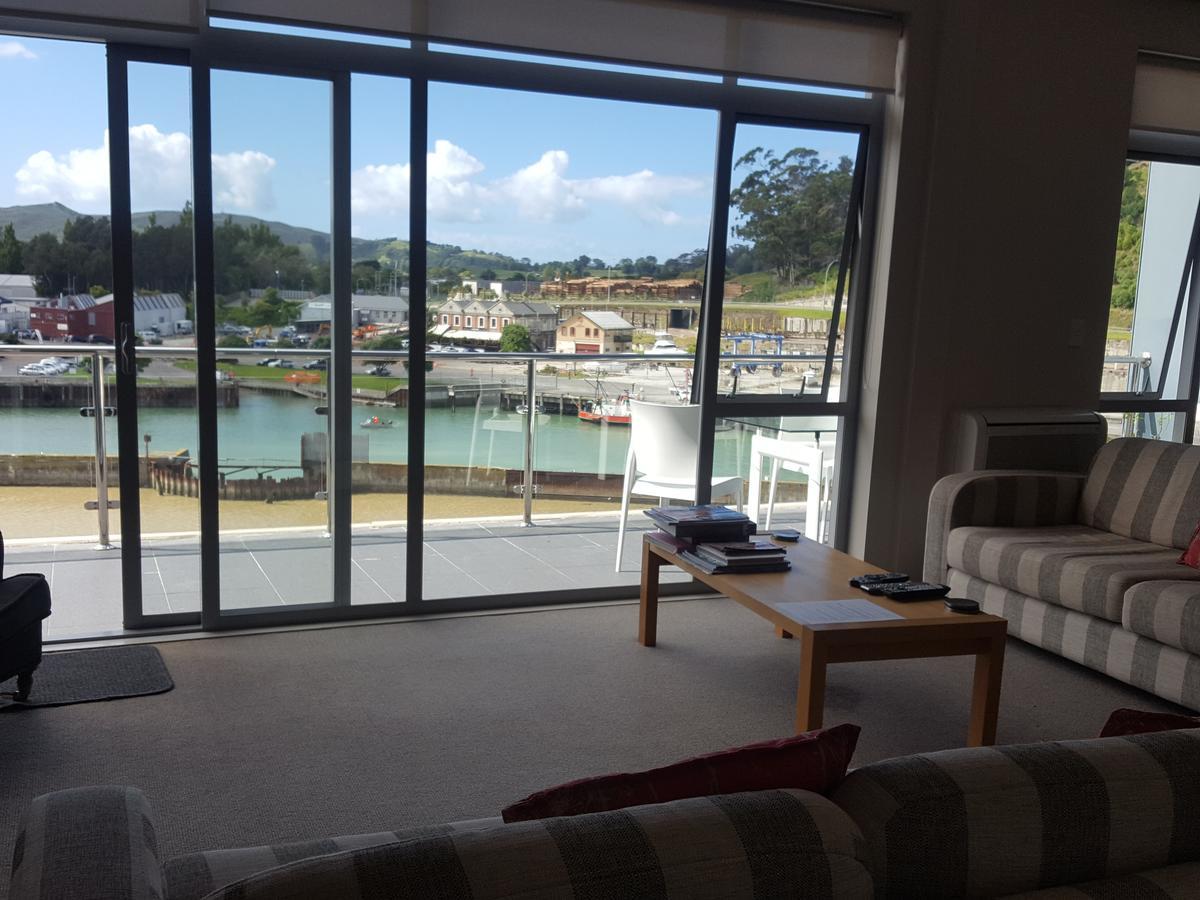 Marina View Apartments ギズボーン エクステリア 写真